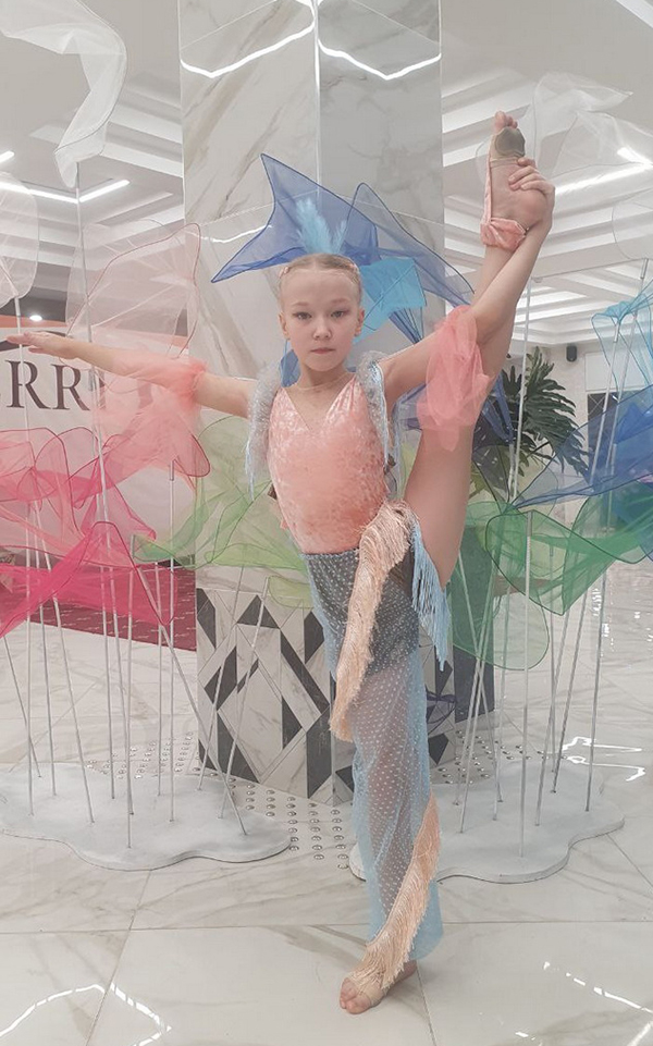 0-02-05-0_04.jpg 0-02-05-0_04.jpg