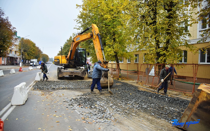 na-centralnoj-ulice-baranovichej-ogranicheno-avtomobilnoe-dvizhenie_3.JPG