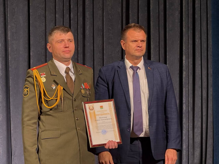 photo_2025-10-16_22-06-56 (4).jpg