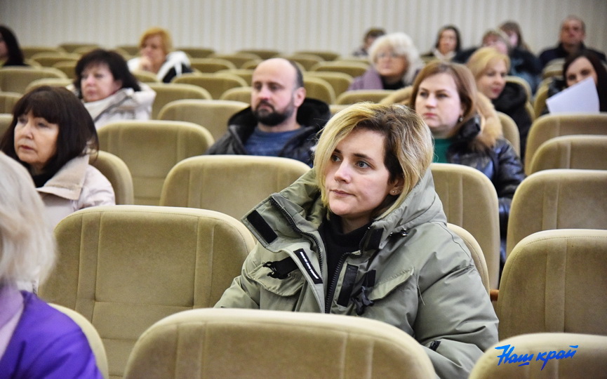 seminar-po-novaciyam-v-nalogovom-zakonodatelstve (5).JPG