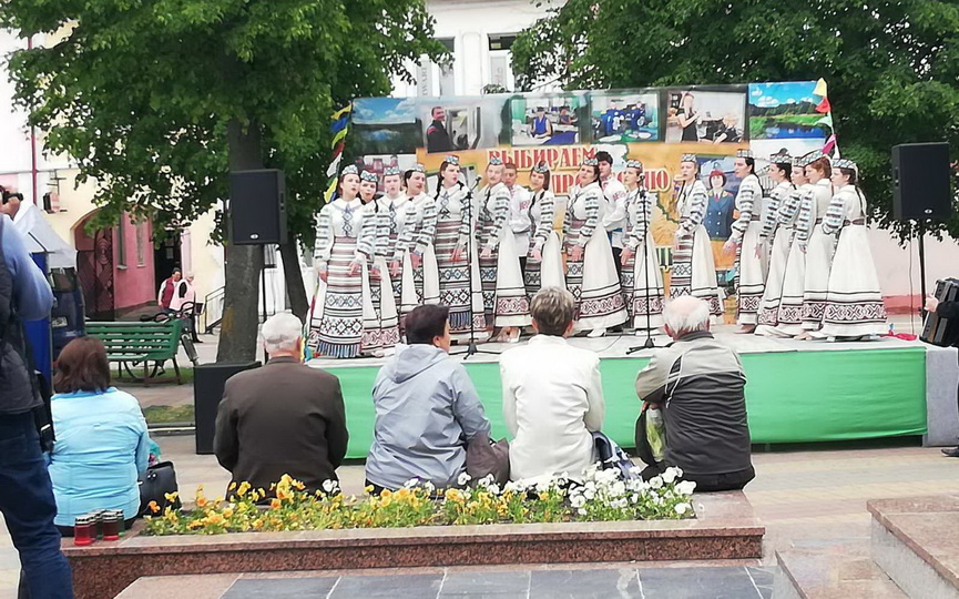 -uchashchiesya-baranovichskogo-liceya-stroitelej-zashchishchayut-chest-goroda-na-oblastnom-konkurse-profmasterstva_09.jpg