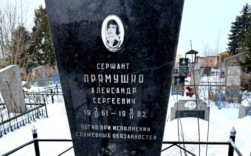 12-07-26.jpg 12-07-26.jpg