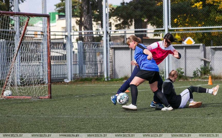 turnir-speshial-olimpiks-po-zhenskomu-futbolu-proshel-v-baranovichakh2.jpg