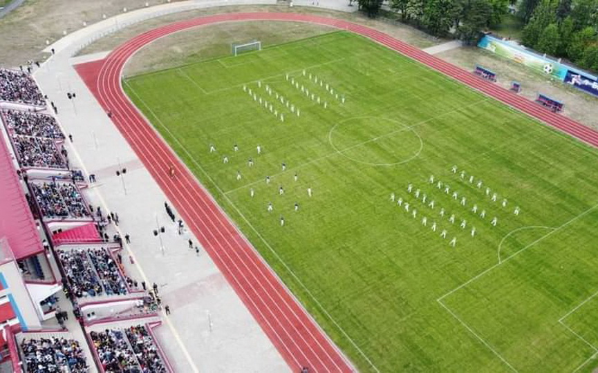 kak-vyglyadit-otkrytyj-posle-rekonstrukcii-stadion-v-baranovichakh-s-vysoty-ptichego-poleta_04.jpg