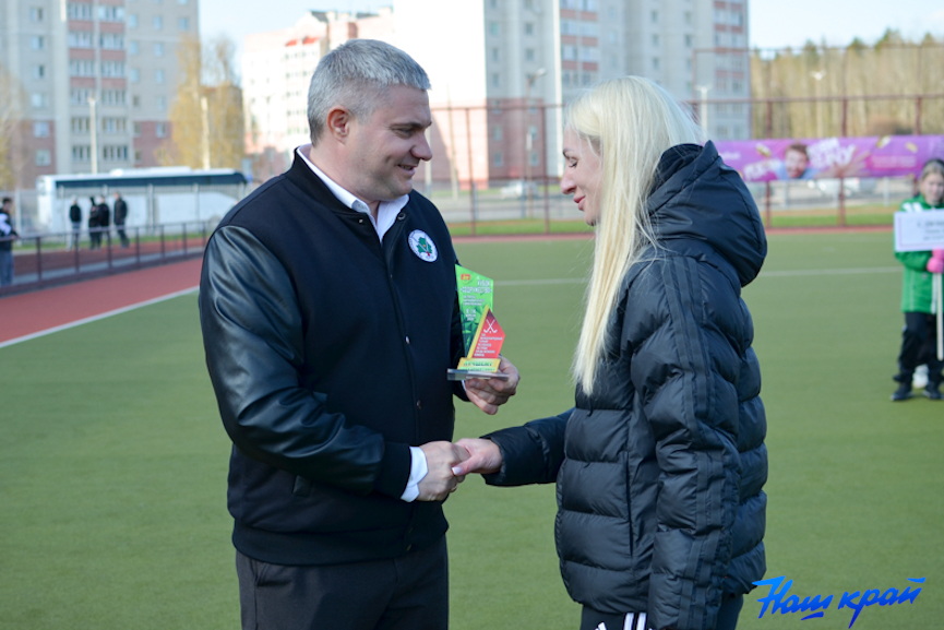 10_0003.jpg 10_0003.jpg