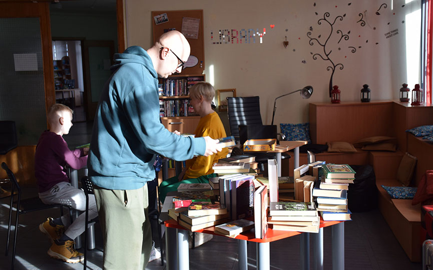 biblioteka-3.jpg
